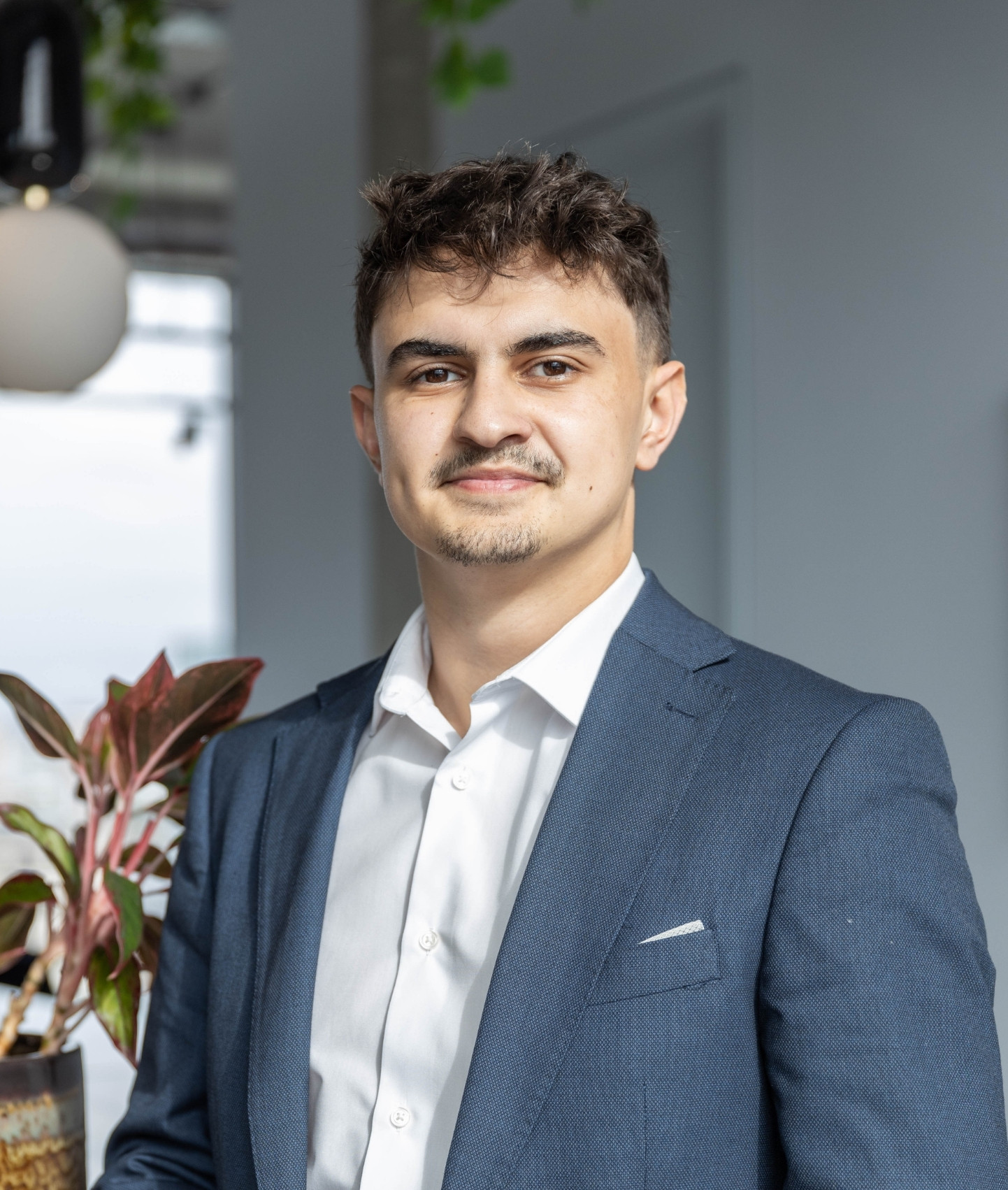 Staff headshots (62)